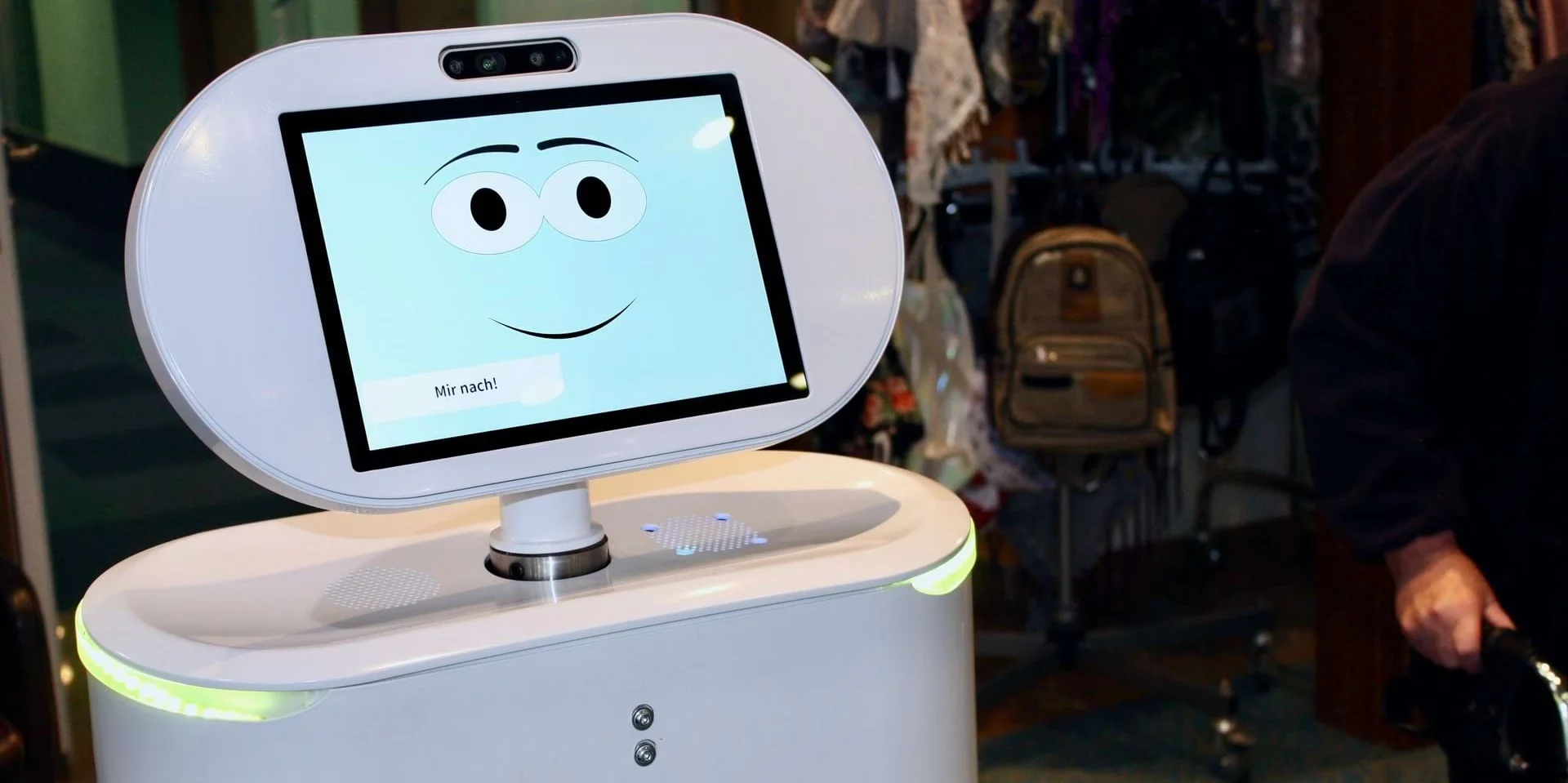 Einer der Roboter des Pilotprojekts in der Johannesbad Fachklinik Saarschleife Einer der Roboter des Pilotprojekts in der Johannesbad Fachklinik Saarschleife