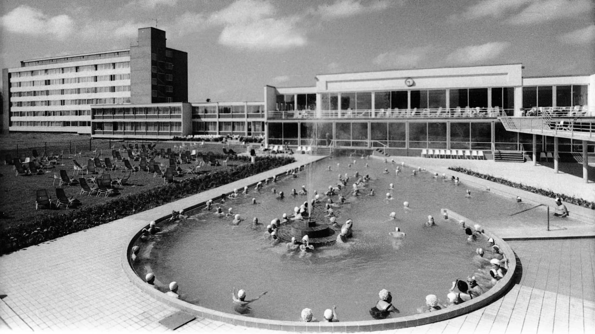 Thermalbecken des Therapiezentrums des Johannesbads 1969
