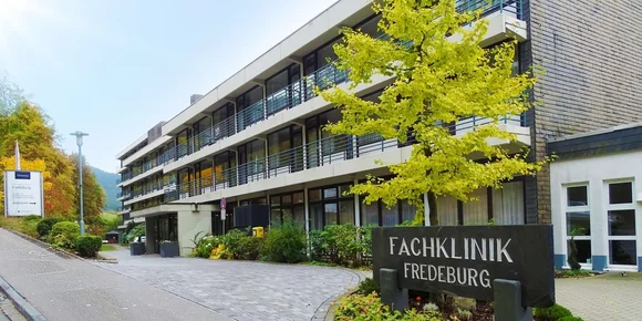 Außenaufnahme Johannesbad Fachklinik Fredeburg