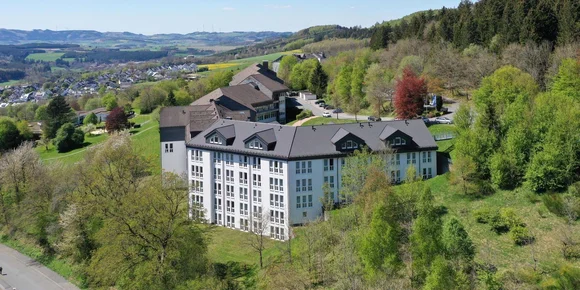 Außenaufnahme Johannesbad Fachklinik Hochsauerland