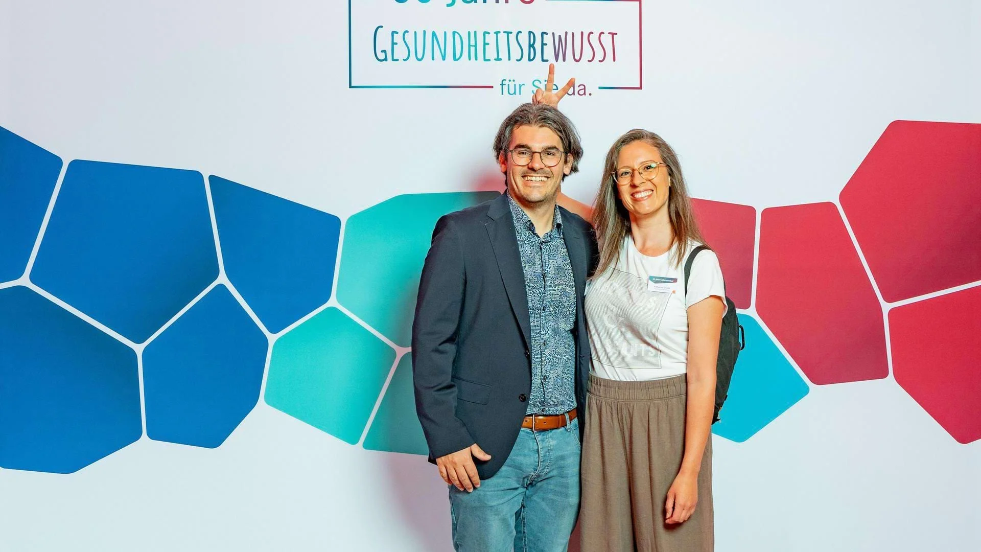 Dr. med  Timo Donate, leitender Oberarzt Johannesbad Fachklinik Saarschleife, mit Kollegin auf 60 Jahrfeier.