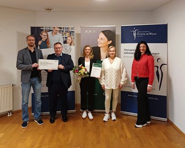 Johannesbad Fachklinik Furth im Wald erhält Silber-Auszeichnung der AOK Bayern für Betriebliches Gesundheitsmanagement